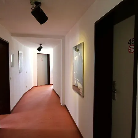 Atelier Essen-city فندق إسن