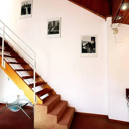 Atelier Essen-city فندق 3*