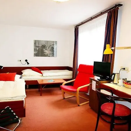 Atelier Essen-city فندق 3*