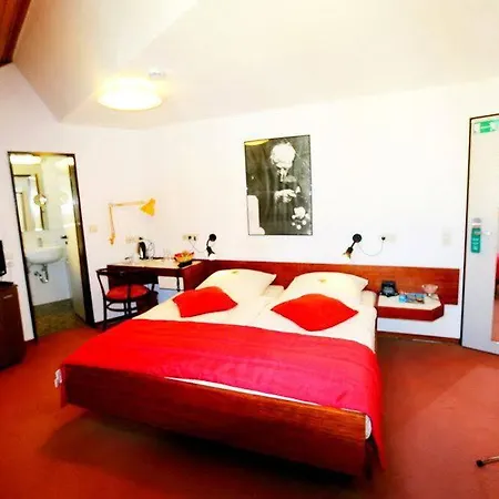 Atelier Essen-city 3* إسن